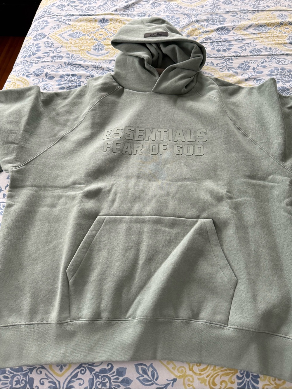 Essentials Fear Of God Sycamore Men’s Pullover Hoodie with Embossed Label